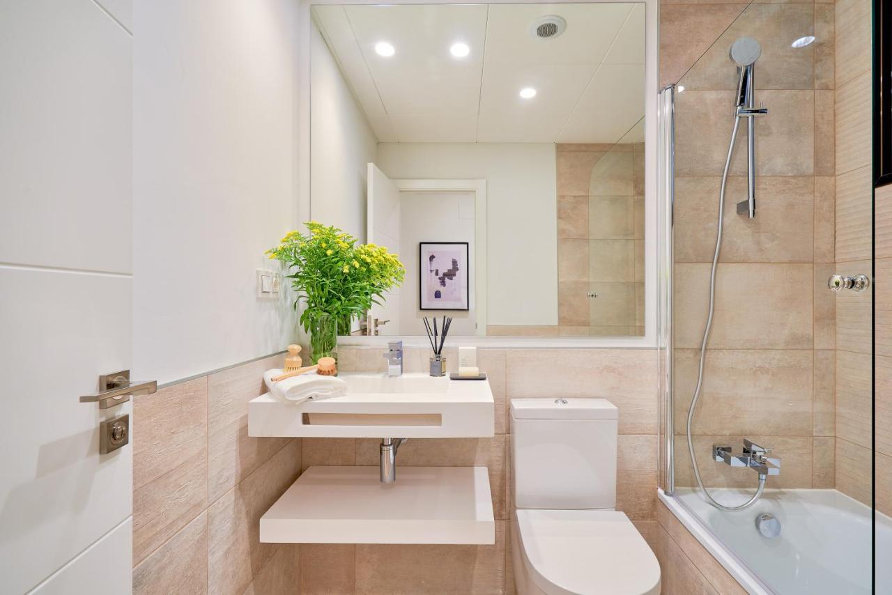 Iloftmalaga Plaza Del Teatro II & III Apartment Luaran gambar