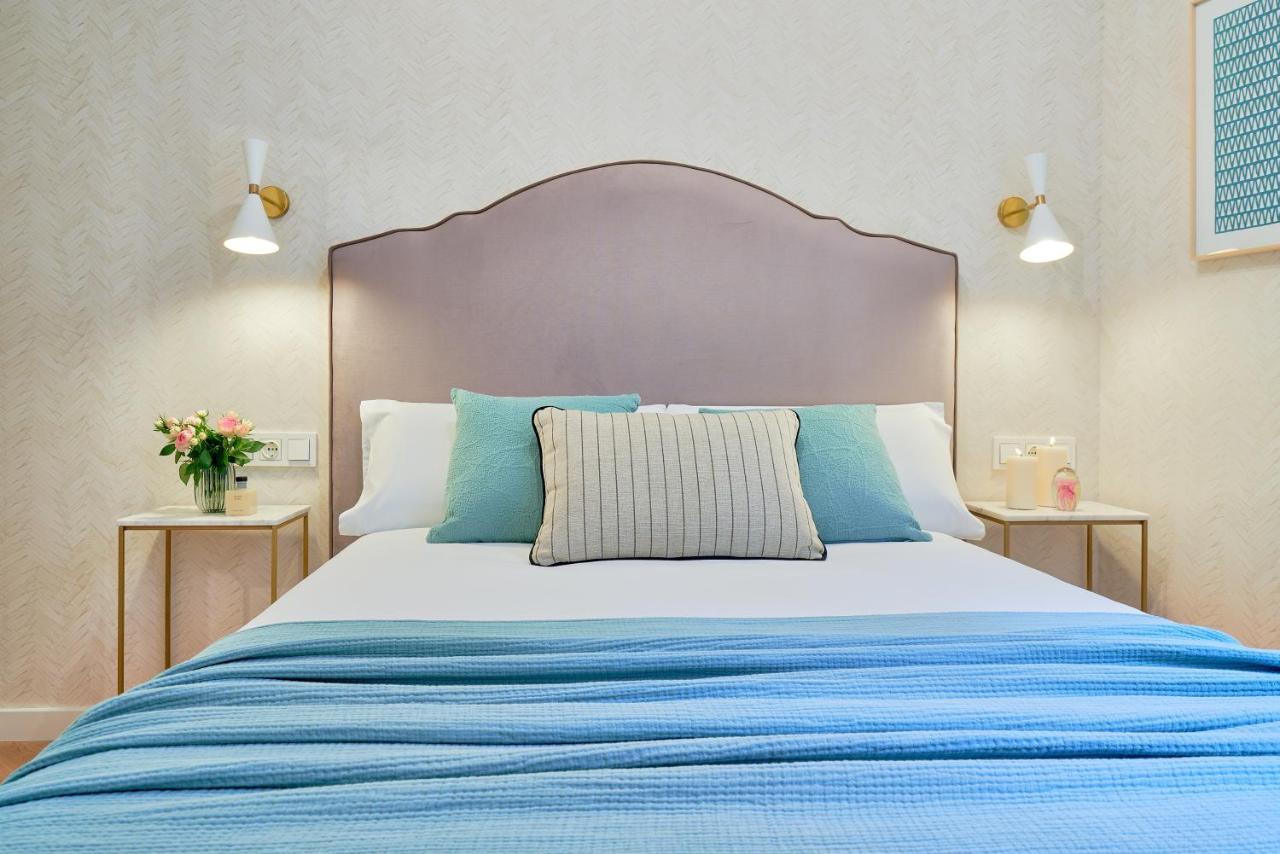 Iloftmalaga Plaza Del Teatro II & III Apartment Luaran gambar