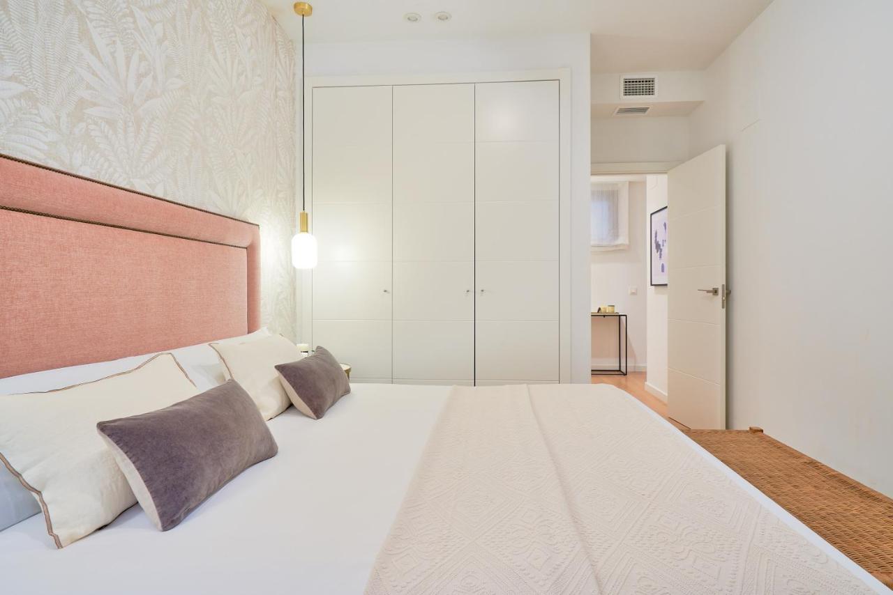 Iloftmalaga Plaza Del Teatro II & III Apartment Luaran gambar
